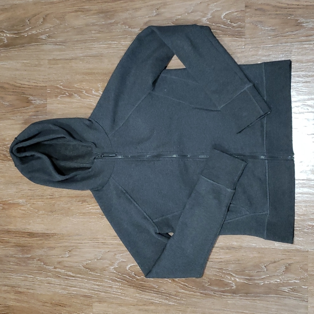 (S) Lolë Athleisure Comfy Outdoor Hiking Running Activewear Cozy Athletic